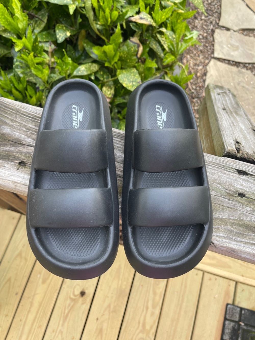 Crane Platform Slides Sandals Black Size 8